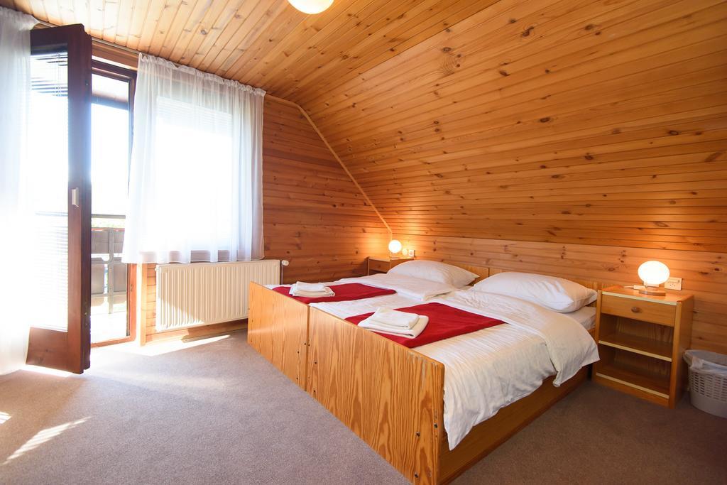 Penzion Vila Bistrica Bohinjska Bistrica Exterior foto